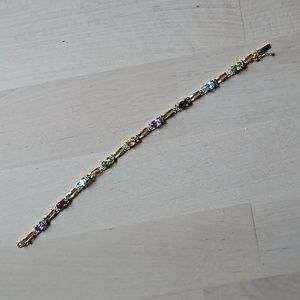 Gold and semiprecious stone bracelet